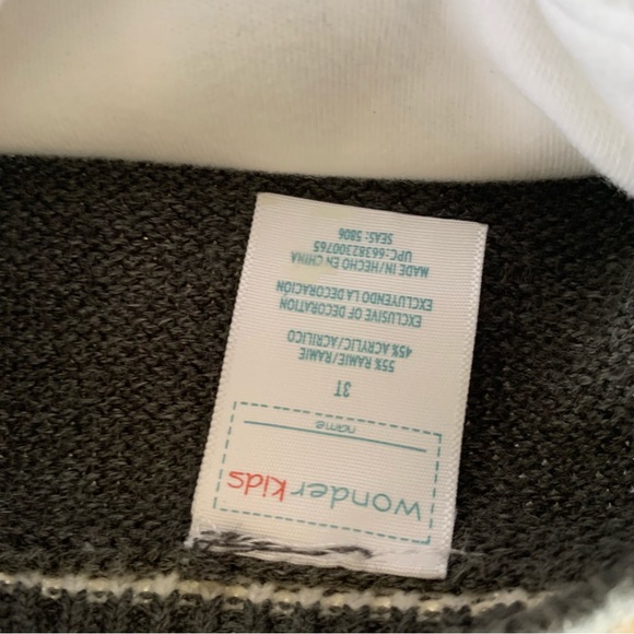 Wonder Kids Toddlers Turtleneck and Vest - Picture 4 of 4